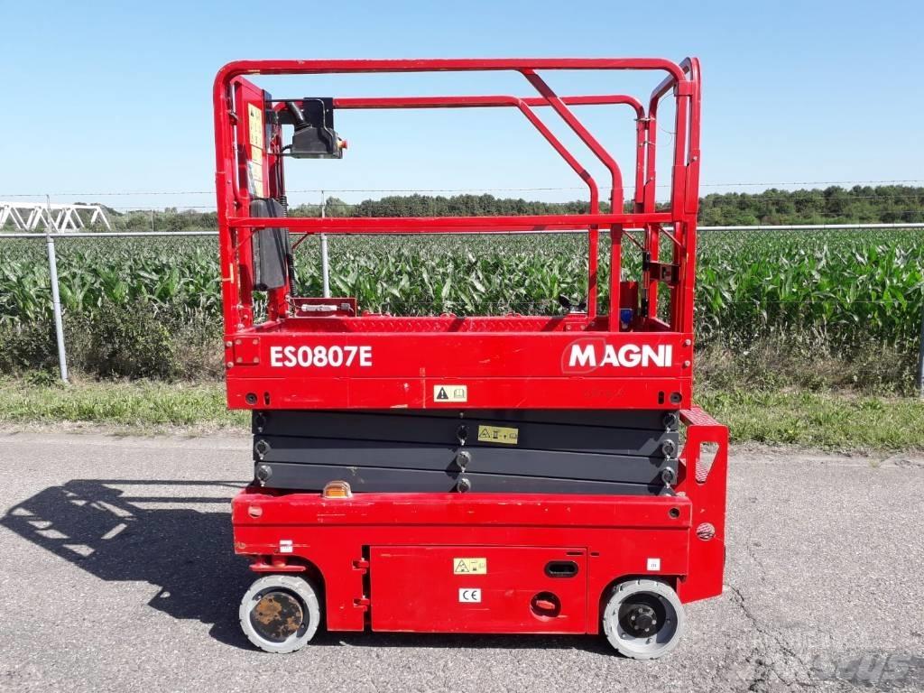 Magni ES0807E 剪式升降機