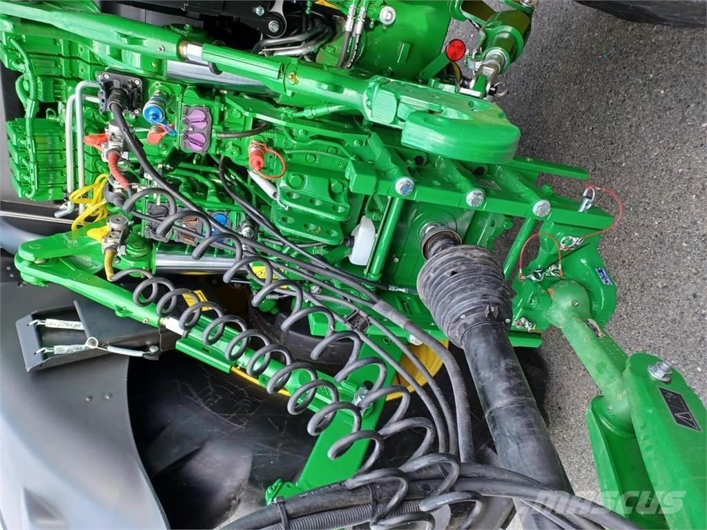 John Deere C441R 圓型牧草打包機