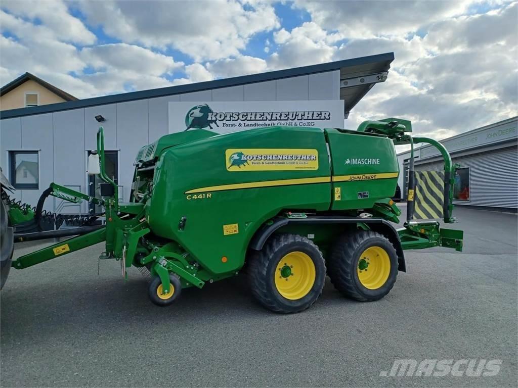 John Deere C441R 圓型牧草打包機