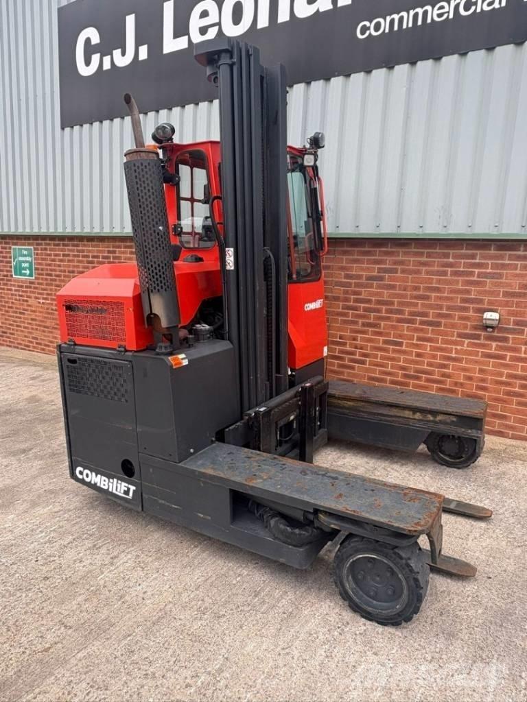 Combilift C 3000 鏟裝機