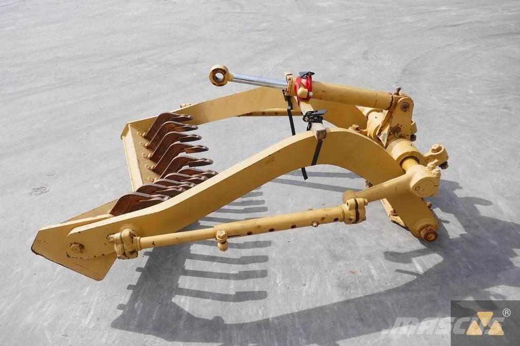 CAT 140H Scarifier 其他組件