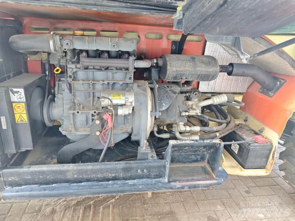 JLG 4394 RT 剪式升降機