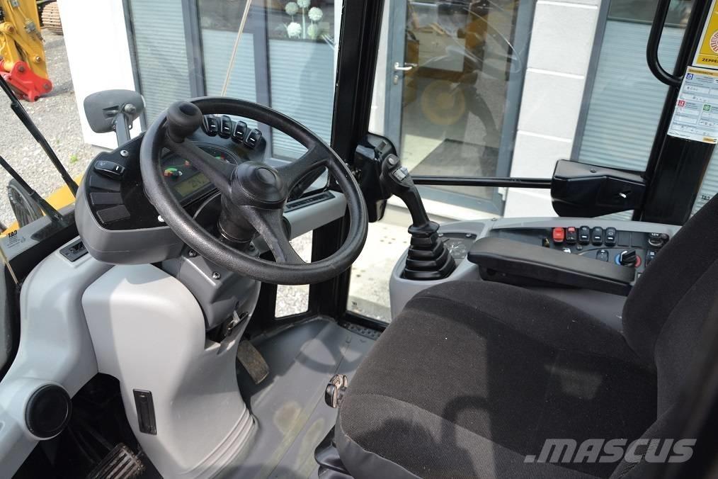 CAT 908 M 輪胎式裝載機