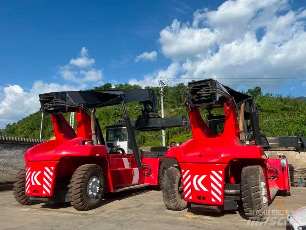 Kalmar DRF450-60S5K 前伸型堆積機