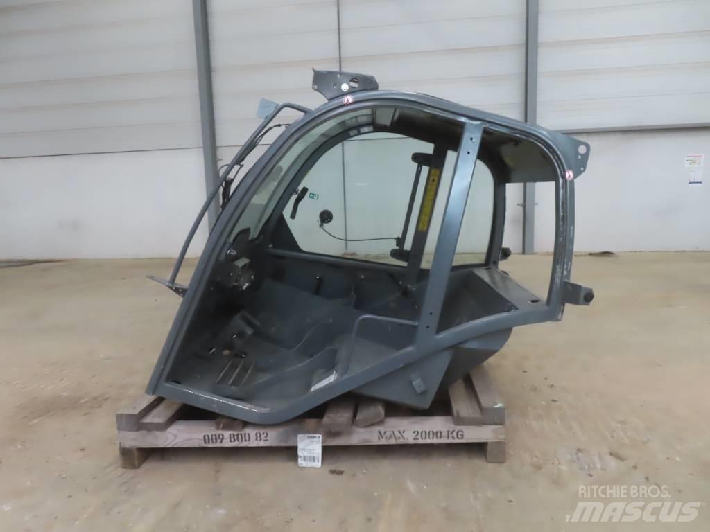 Kramer 353-354 駕駛室與內部