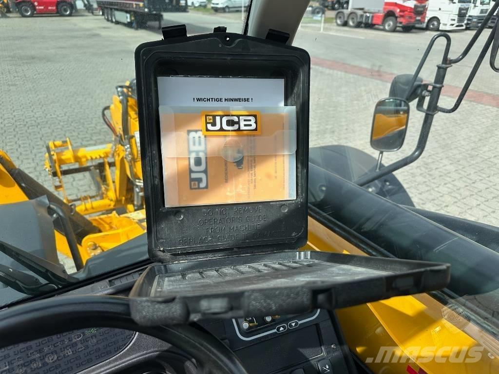 JCB 540-140 伸縮臂操作車