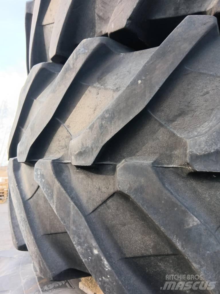 Michelin Multibib 輪胎、車輪和輪圈