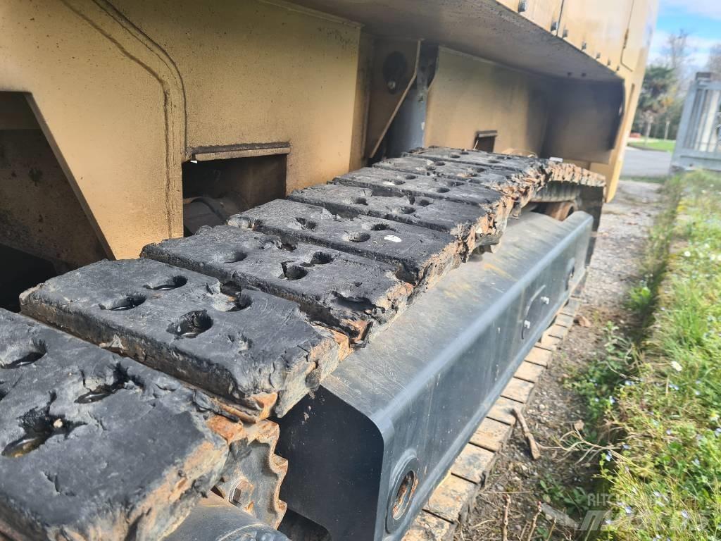 Tesmec 300 掘溝機