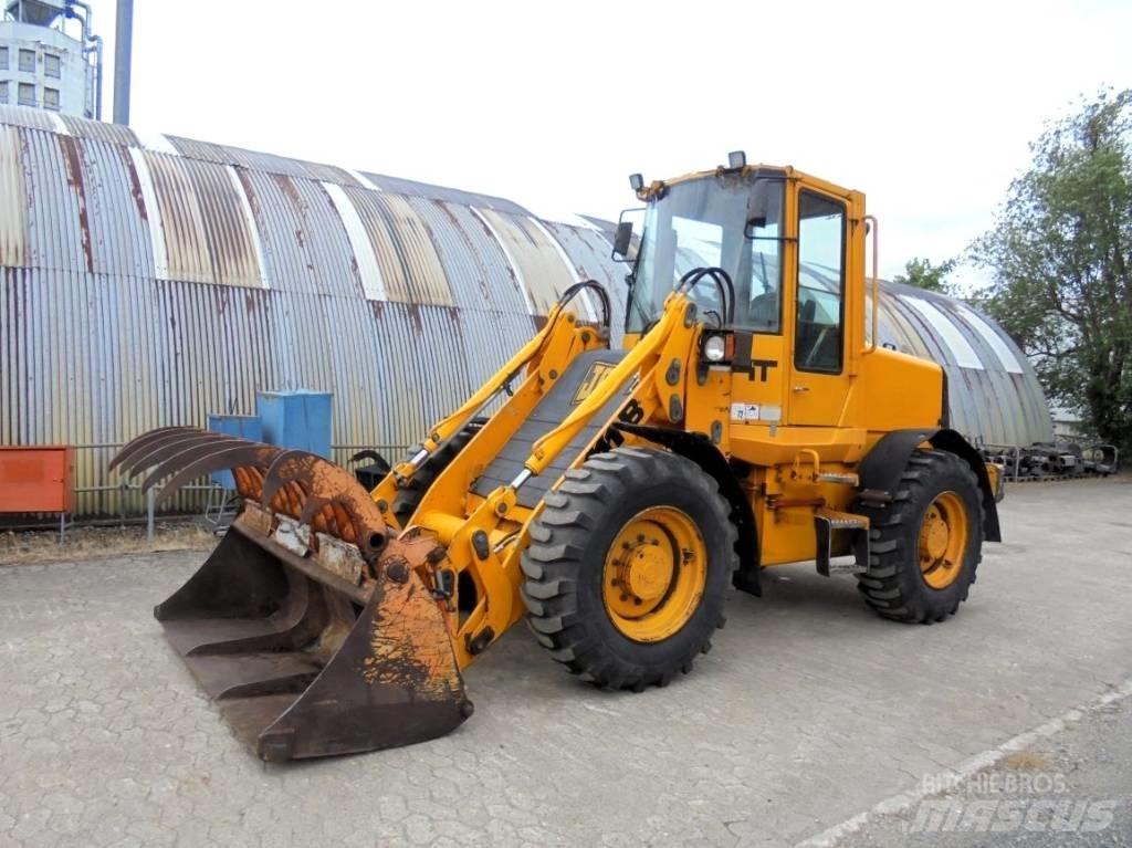 JCB 411 B HT 輪胎式裝載機