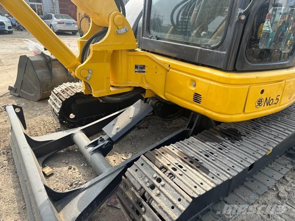 Komatsu PC 40 小型挖土機/掘鑿機<7t(小型挖掘機)