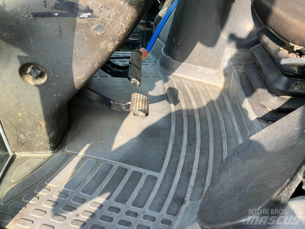 New Holland TM 135 曳引機