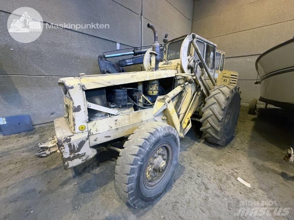 Volvo BM 620 輪胎式裝載機