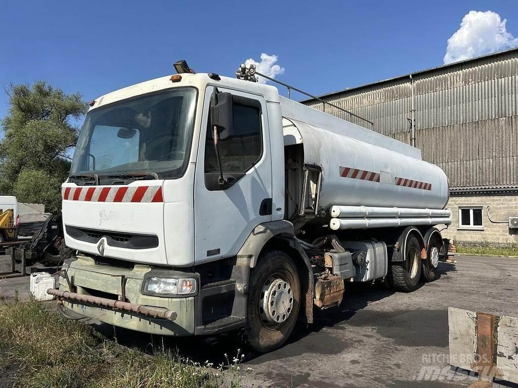 Renault 320 運油車