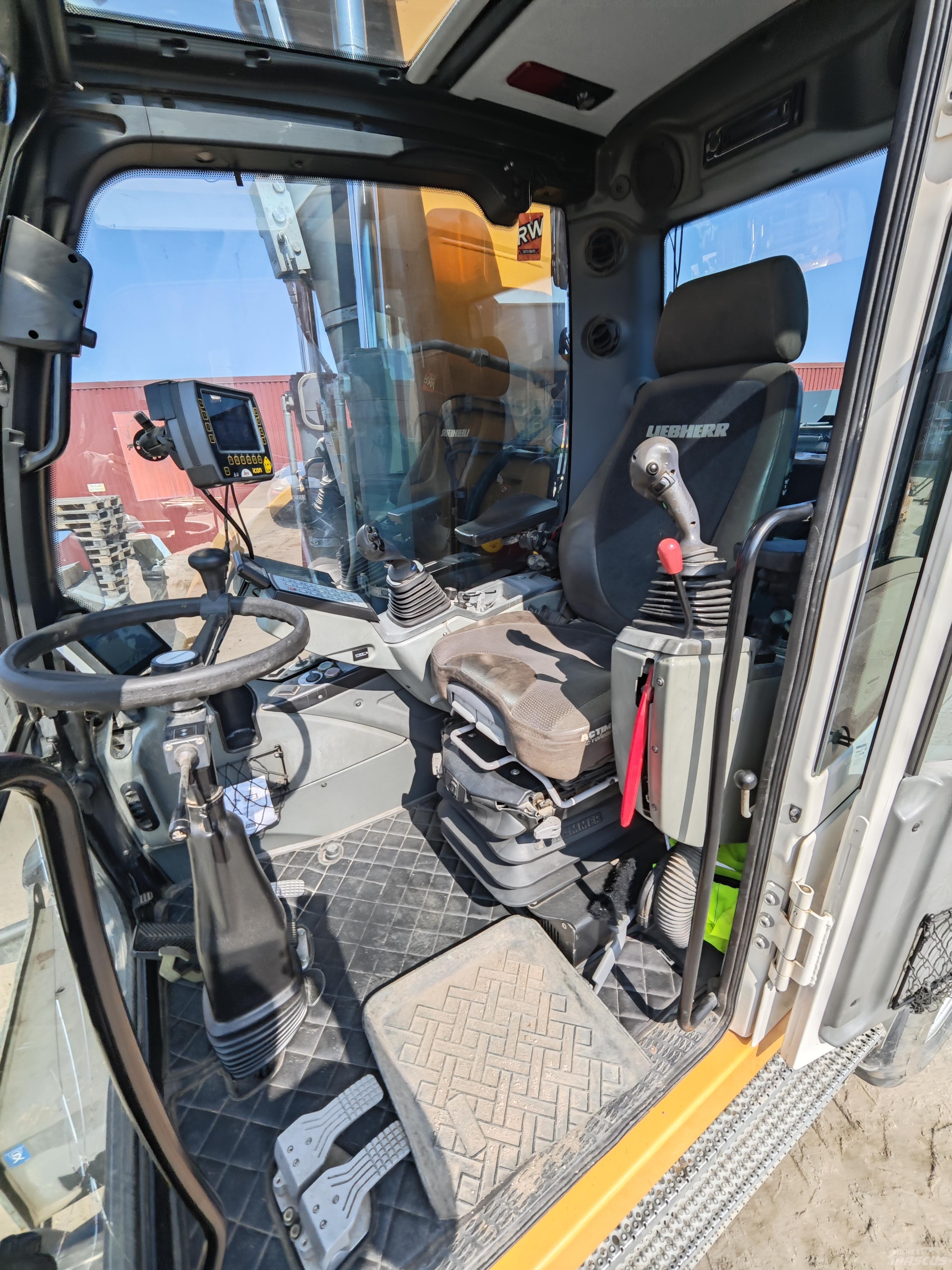 Liebherr 914 C 旋轉式挖土機/掘鑿機/挖掘機