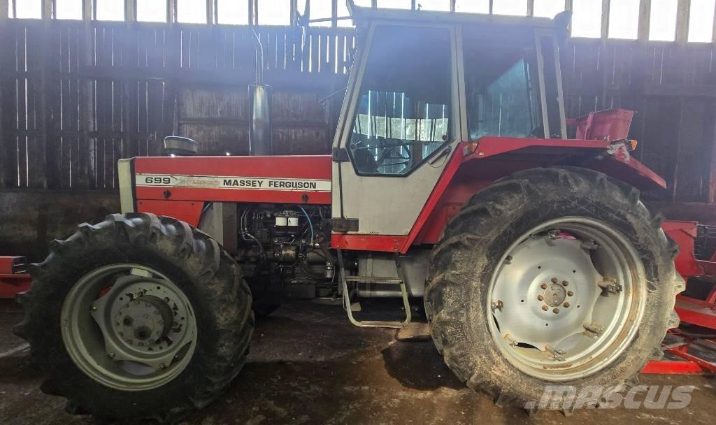 Massey Ferguson 699 曳引機