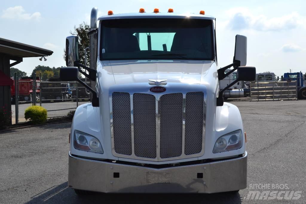 Peterbilt 579 曳引機組件