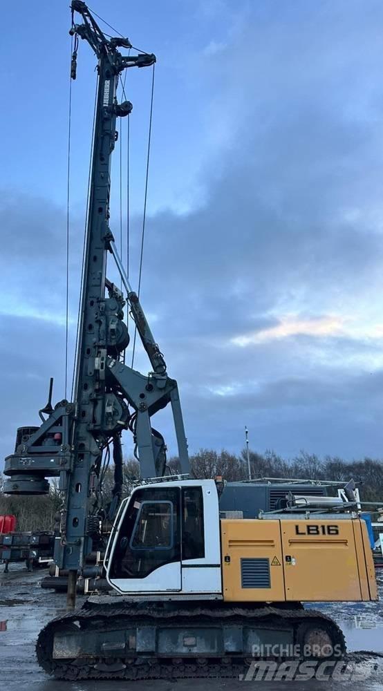 Liebherr LB 16 打樁機