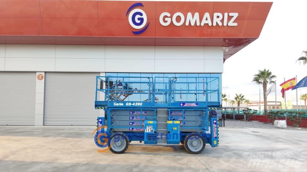 Genie GS 4390 剪式升降機