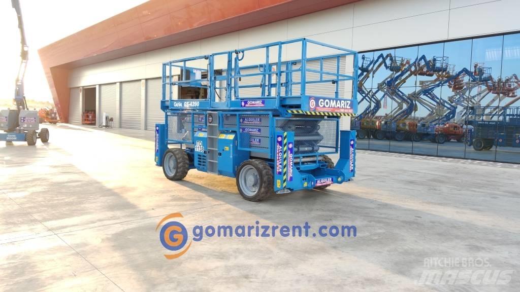 Genie GS 4390 剪式升降機