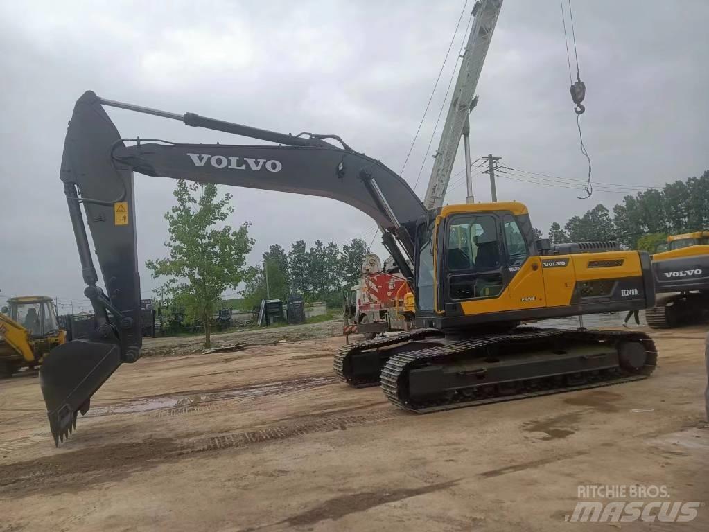 Volvo EC 240 DL 履帶式 挖土機/掘鑿機/挖掘機