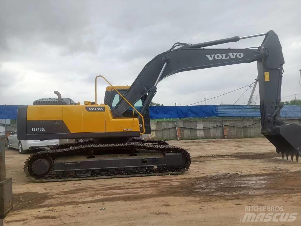 Volvo EC 240 DL 履帶式 挖土機/掘鑿機/挖掘機