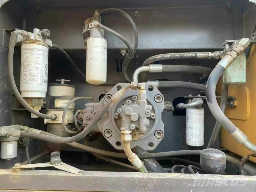 Volvo EC 350DL 履帶式 挖土機/掘鑿機/挖掘機