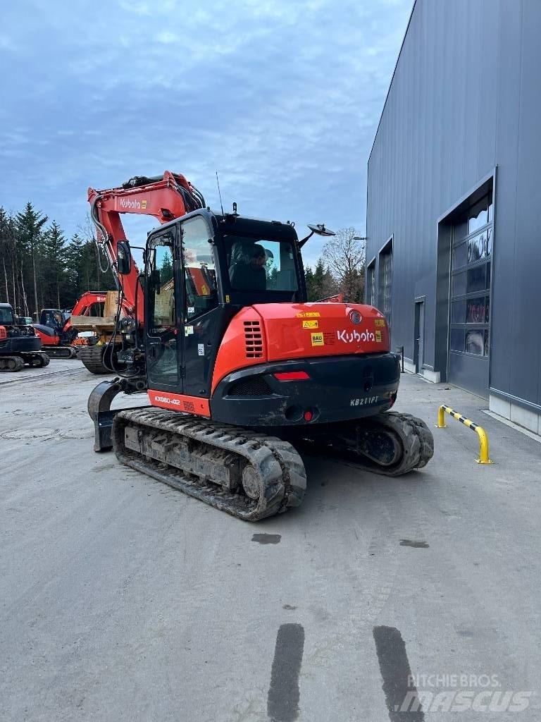 Kubota KX 080-4 小型挖土機/掘鑿機<7t(小型挖掘機)