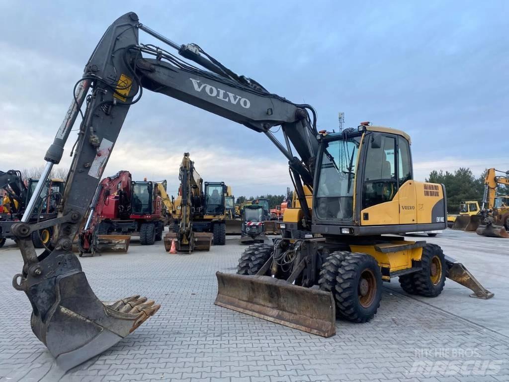 Volvo EW 140 C 旋轉式挖土機/掘鑿機/挖掘機