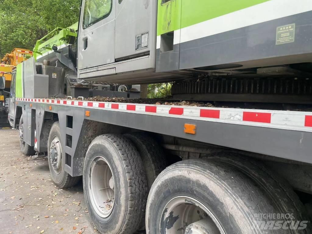Zoomlion 110 Ton 全路面起重機/吊車