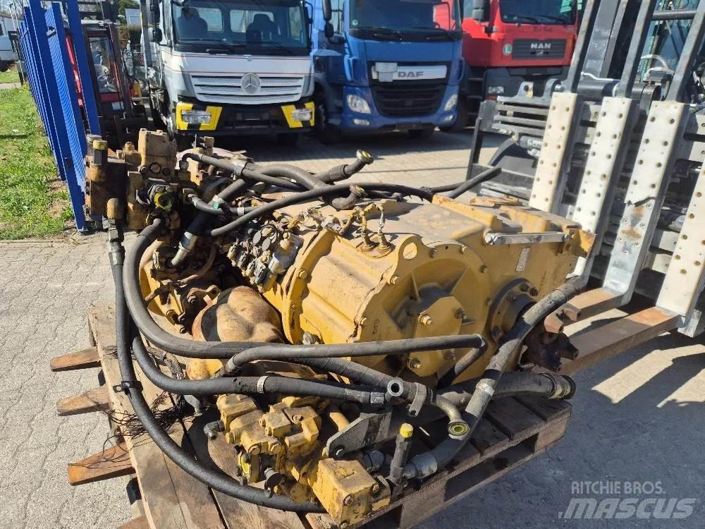 CAT 966G 輪胎式裝載機