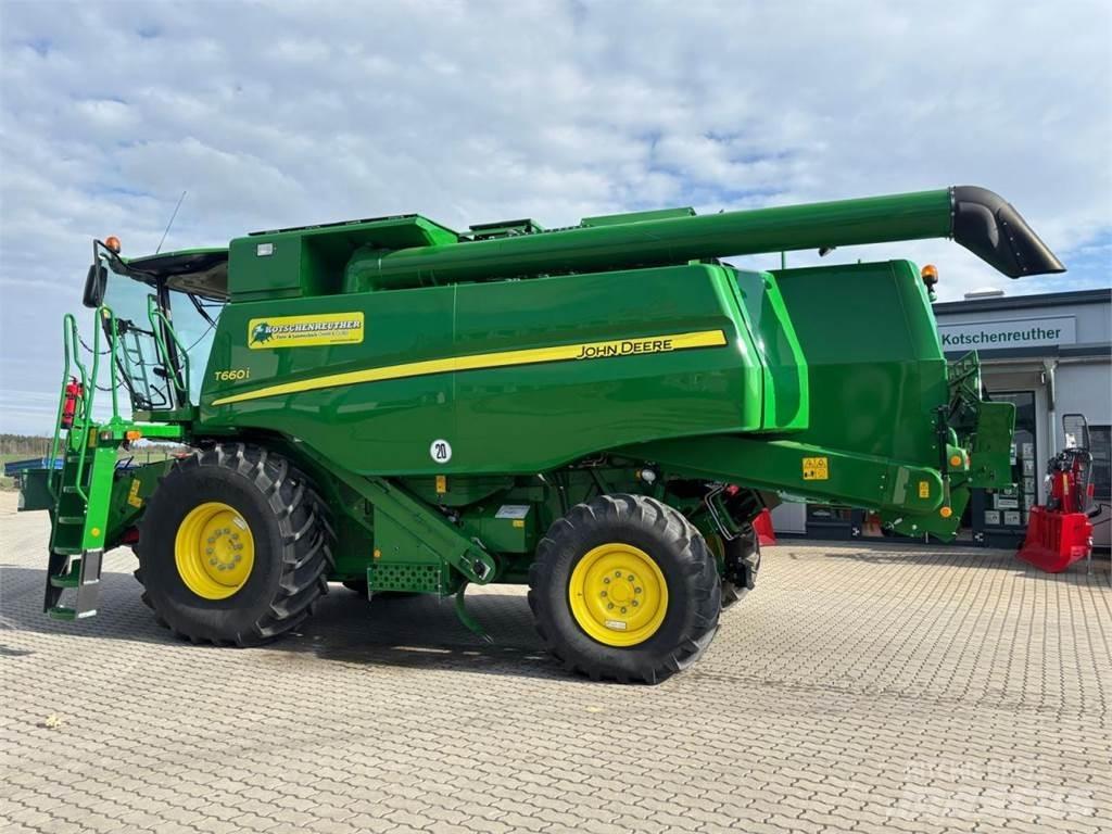 John Deere T660i 聯合收穫機