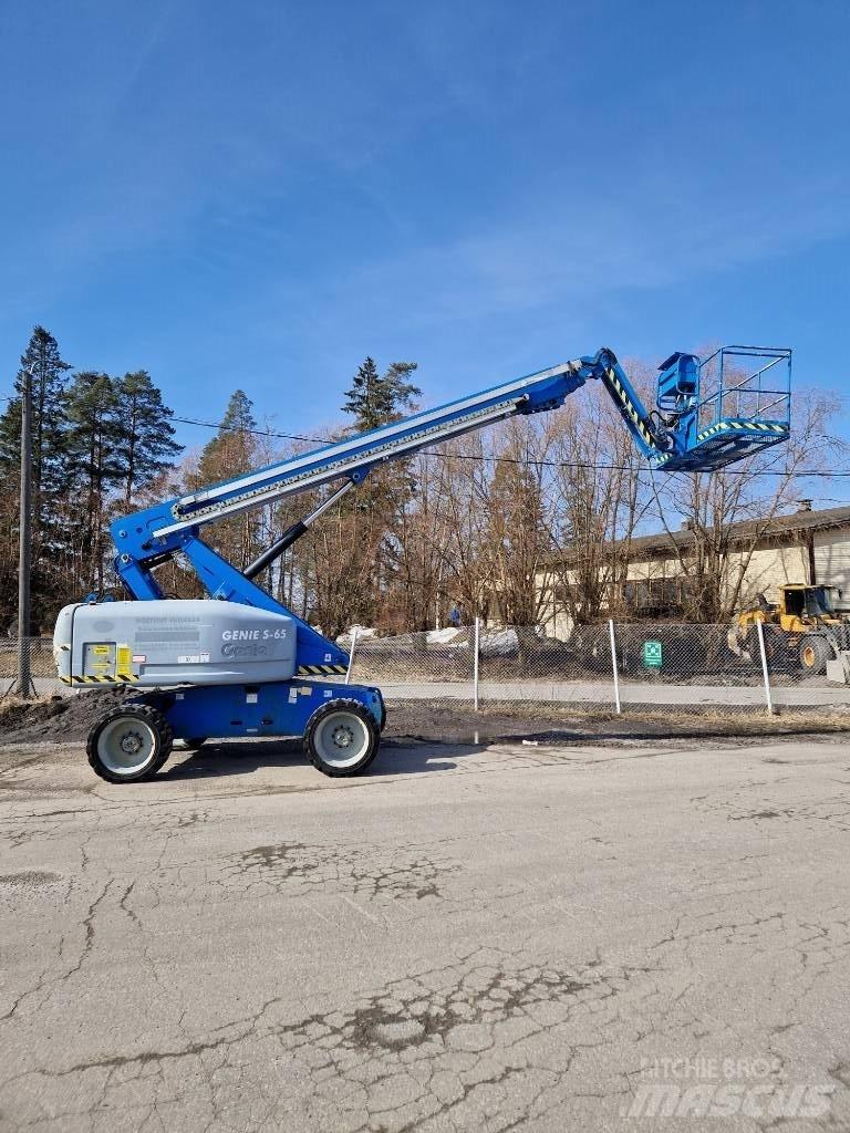 Genie S 65 伸縮臂高空作業車