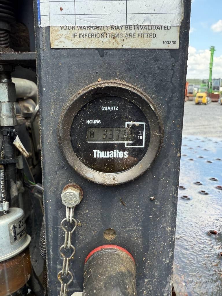 Twaites Mach 664 側卸礦車