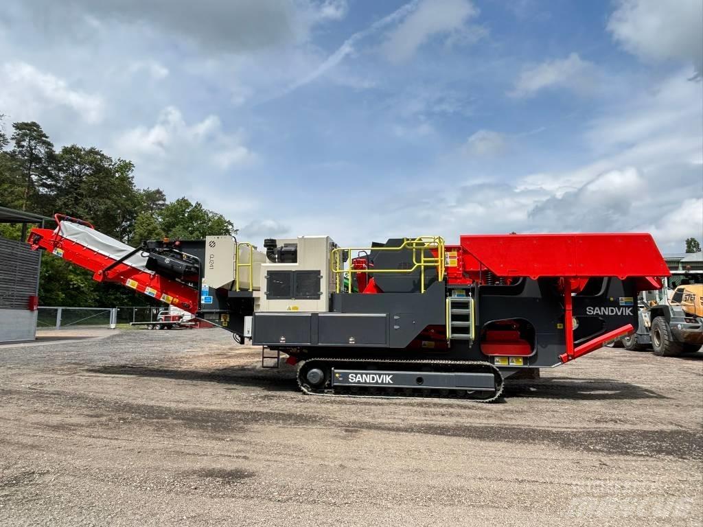 Sandvik QJ 241 移動式壓碎機