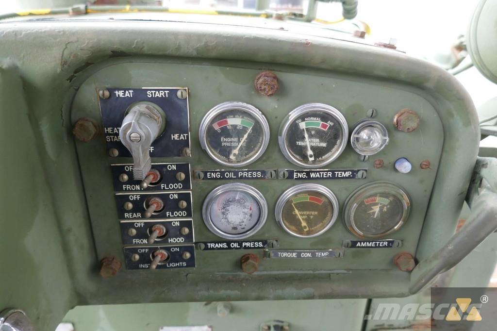 CAT D7F Ex-army 履帶推土機