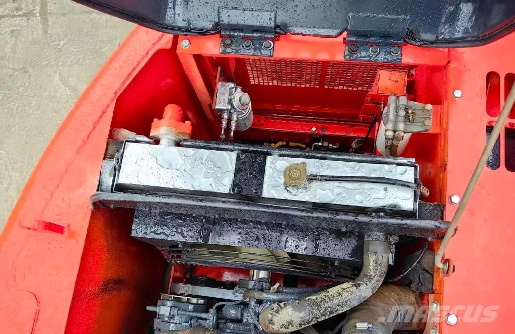 Doosan DX 140 履帶式 挖土機/掘鑿機/挖掘機