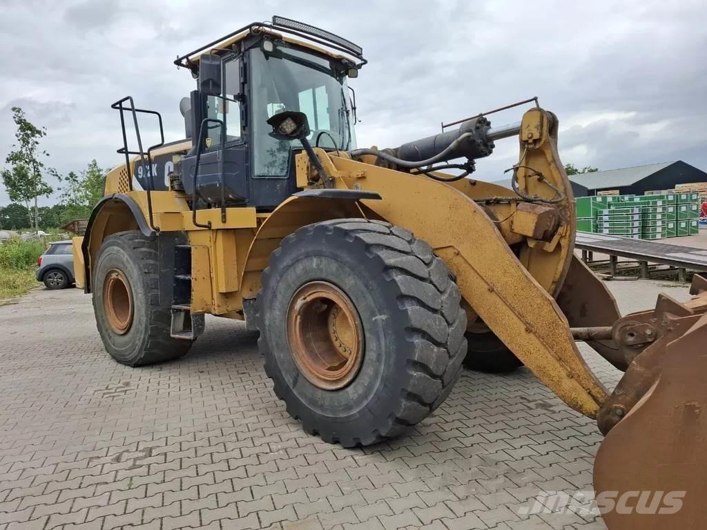 CAT 972k 輪胎式裝載機