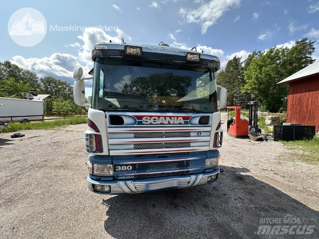 Scania P 114-380 起重機卡車