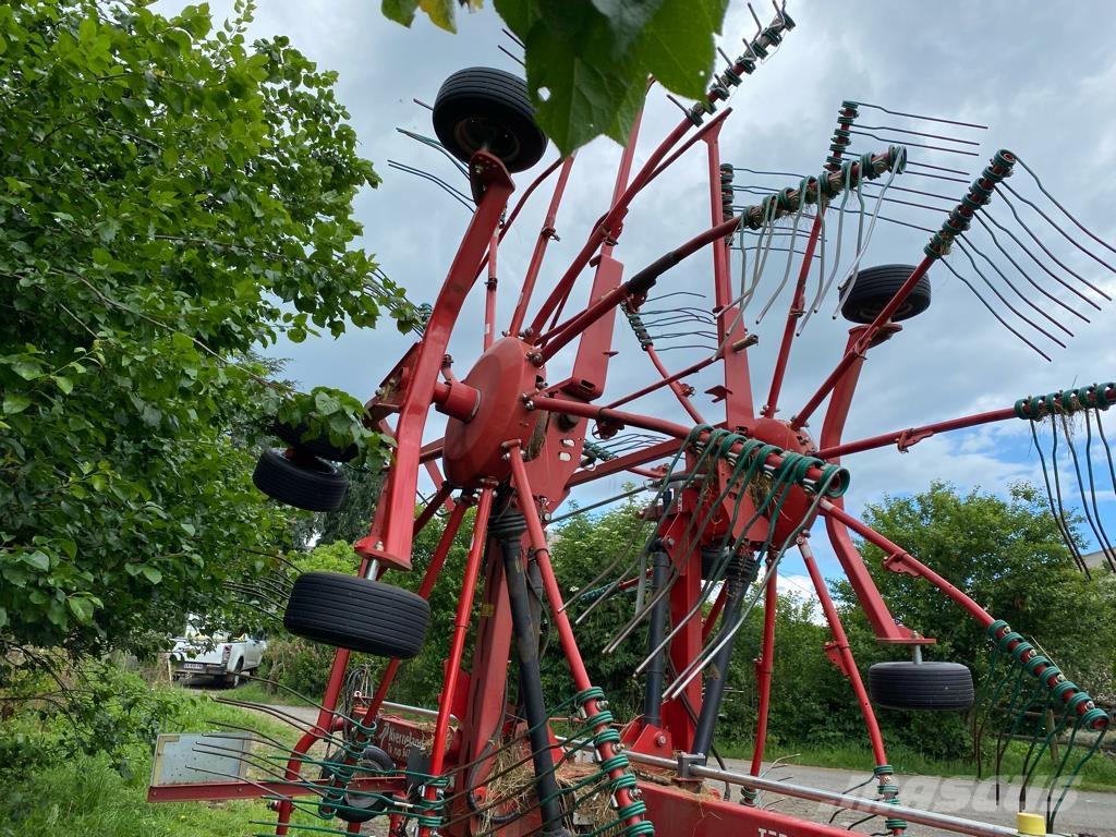 Kverneland 9476 c 堆草機