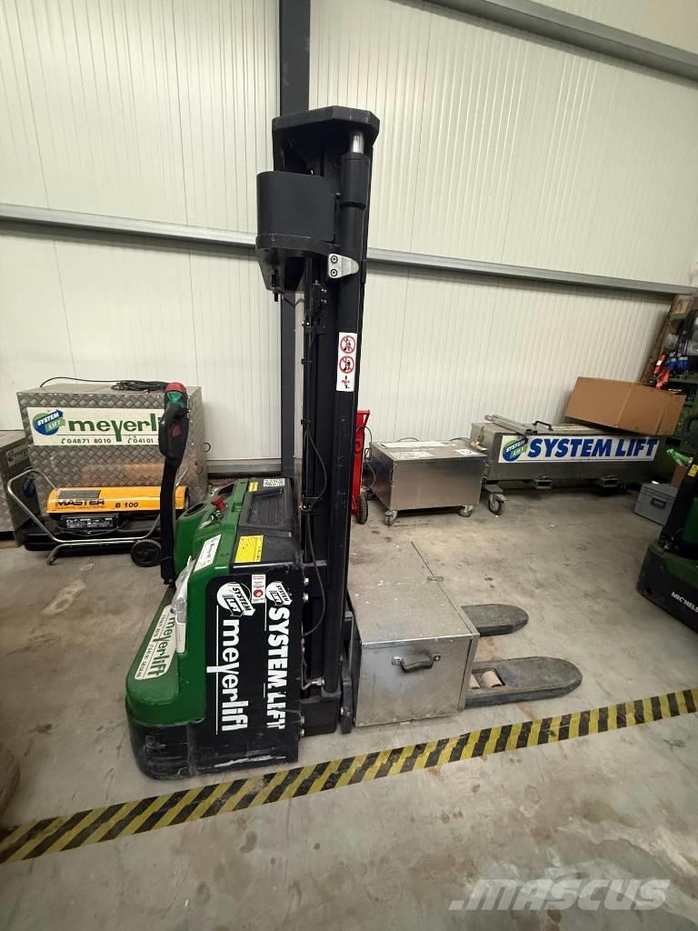 Noblelift PS 16 L 其他升降機和作業平台