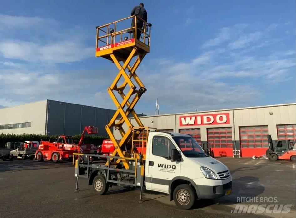 Iveco Daily 35 S14 卡車裝載高空作業車