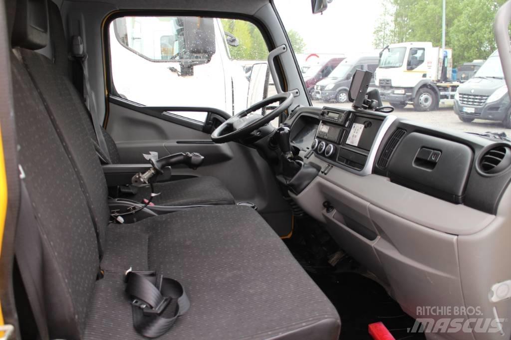 Fuso Canter 3.0 吊鉤式起重車