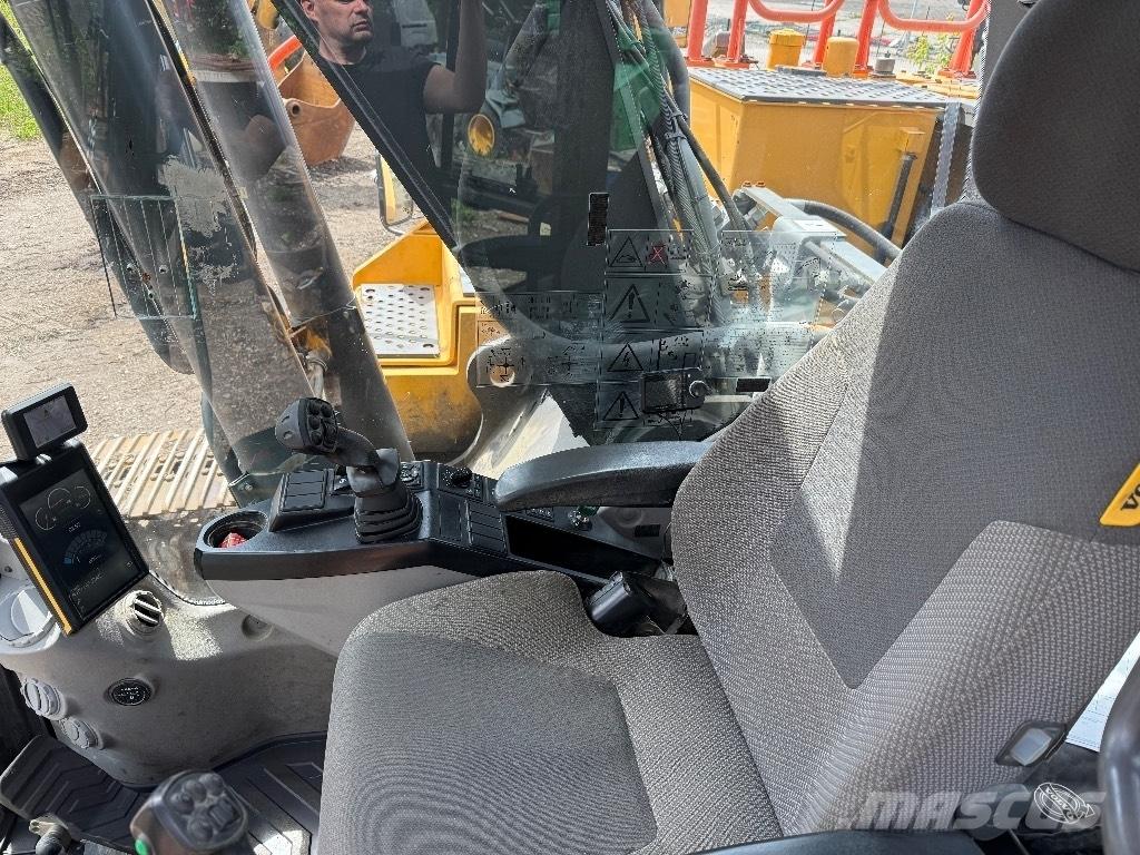 Volvo EC 250 E 履帶式 挖土機/掘鑿機/挖掘機
