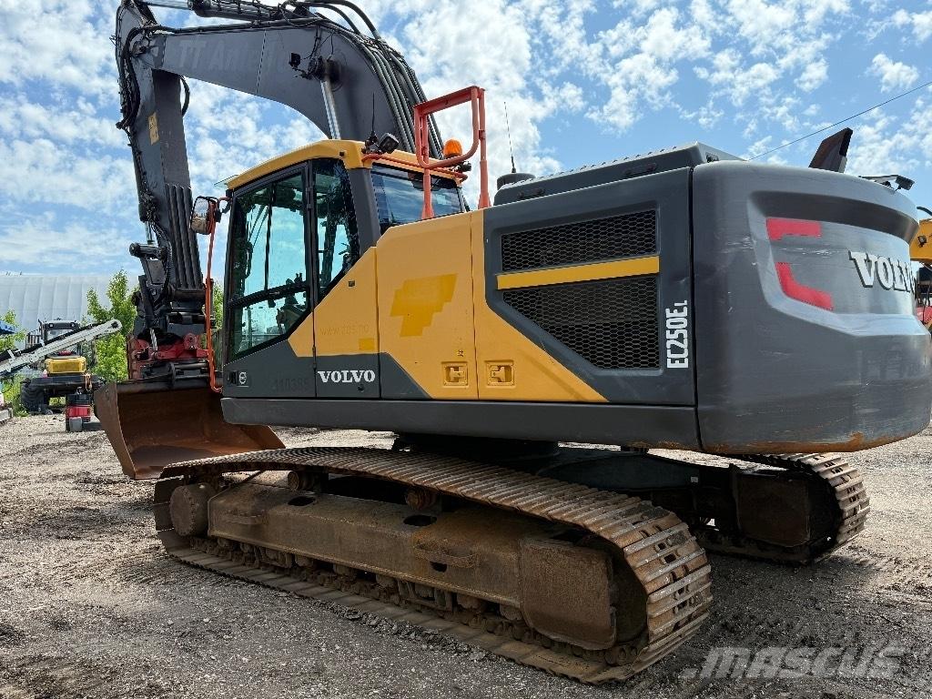 Volvo EC 250 E 履帶式 挖土機/掘鑿機/挖掘機