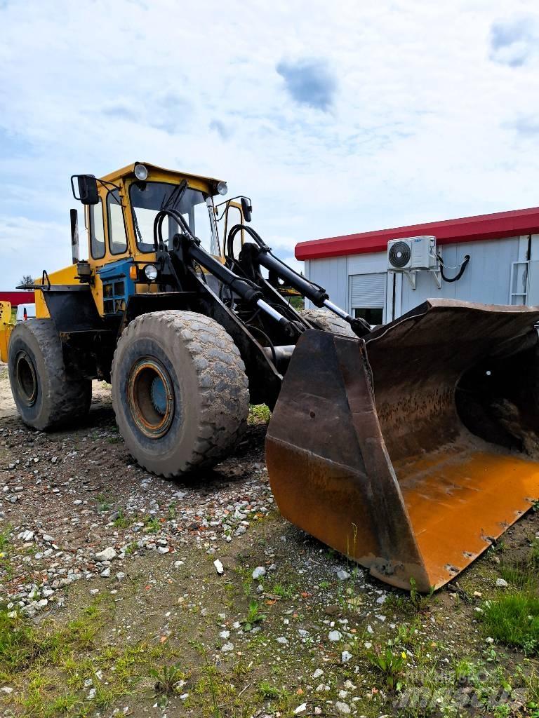 Volvo BM 4600 輪胎式裝載機