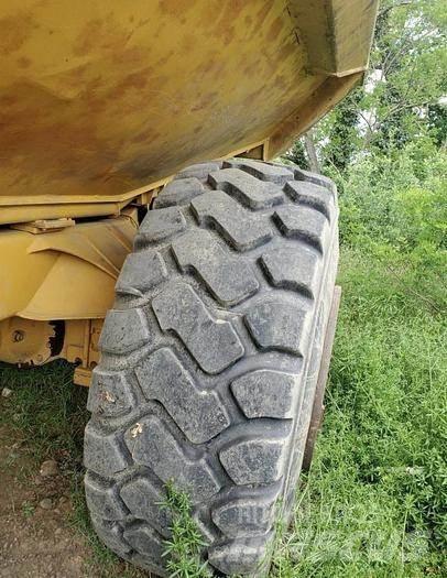 Volvo A25BM 側卸礦車