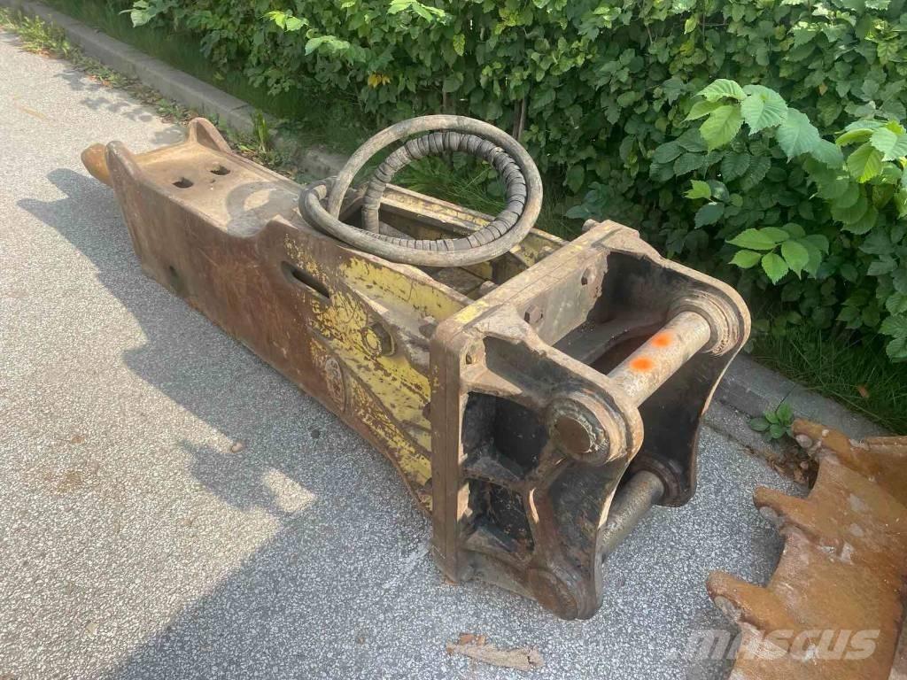 Soosan TRF 鐵鎚/碎石機