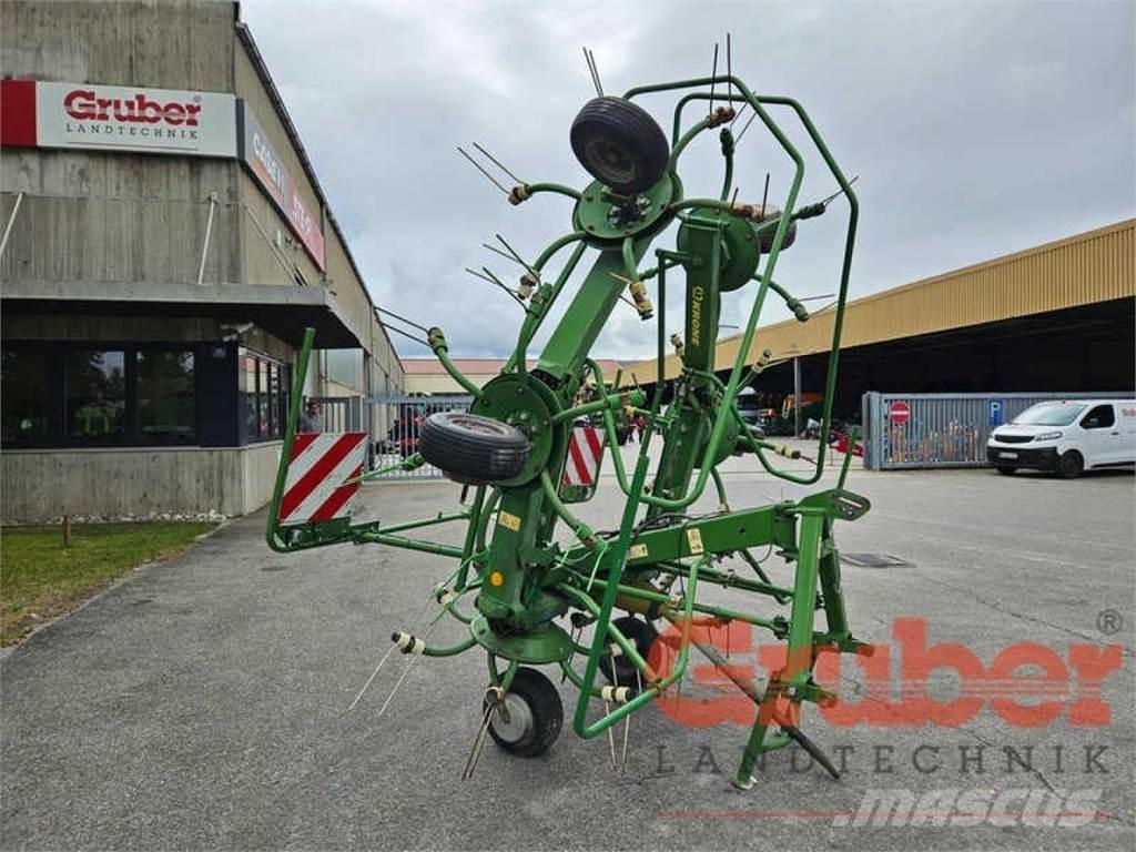 Krone KW 6.72/6 耙與翻草機