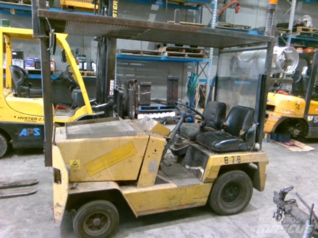 Toyota 2TG10 牽引車