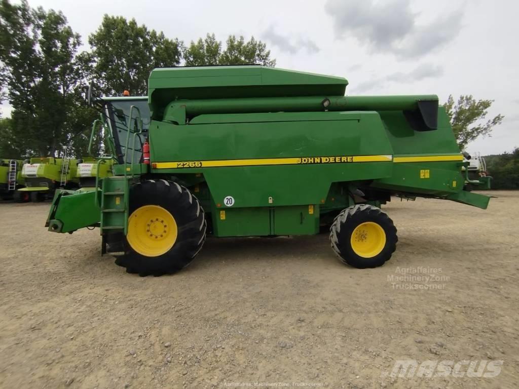 John Deere 2266 聯合收穫機
